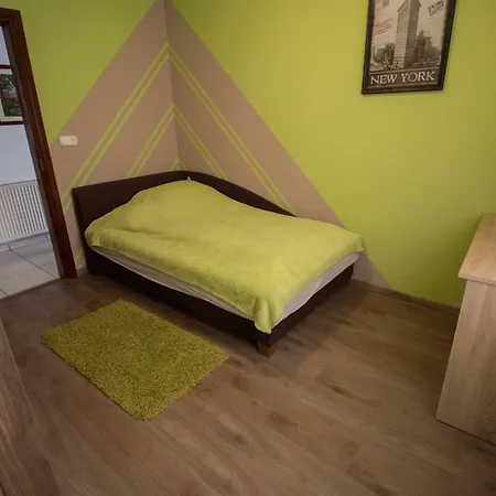 بيت ضيافة Baratkozo Vendeghaz *