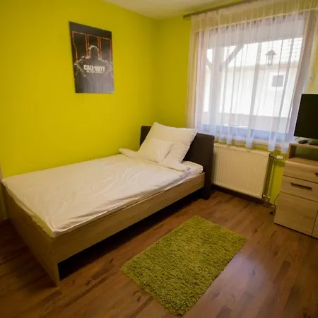 Baratkozo Vendeghaz * Szentantalfa