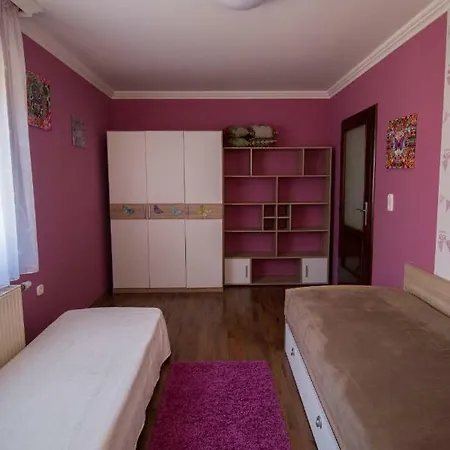 게스트하우스 Baratkozo Vendeghaz