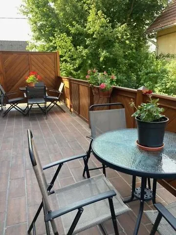 Baratkozo Vendeghaz Szentantalfa